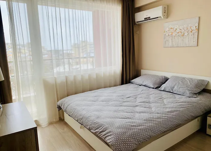 Old Town Prime & Private Parking